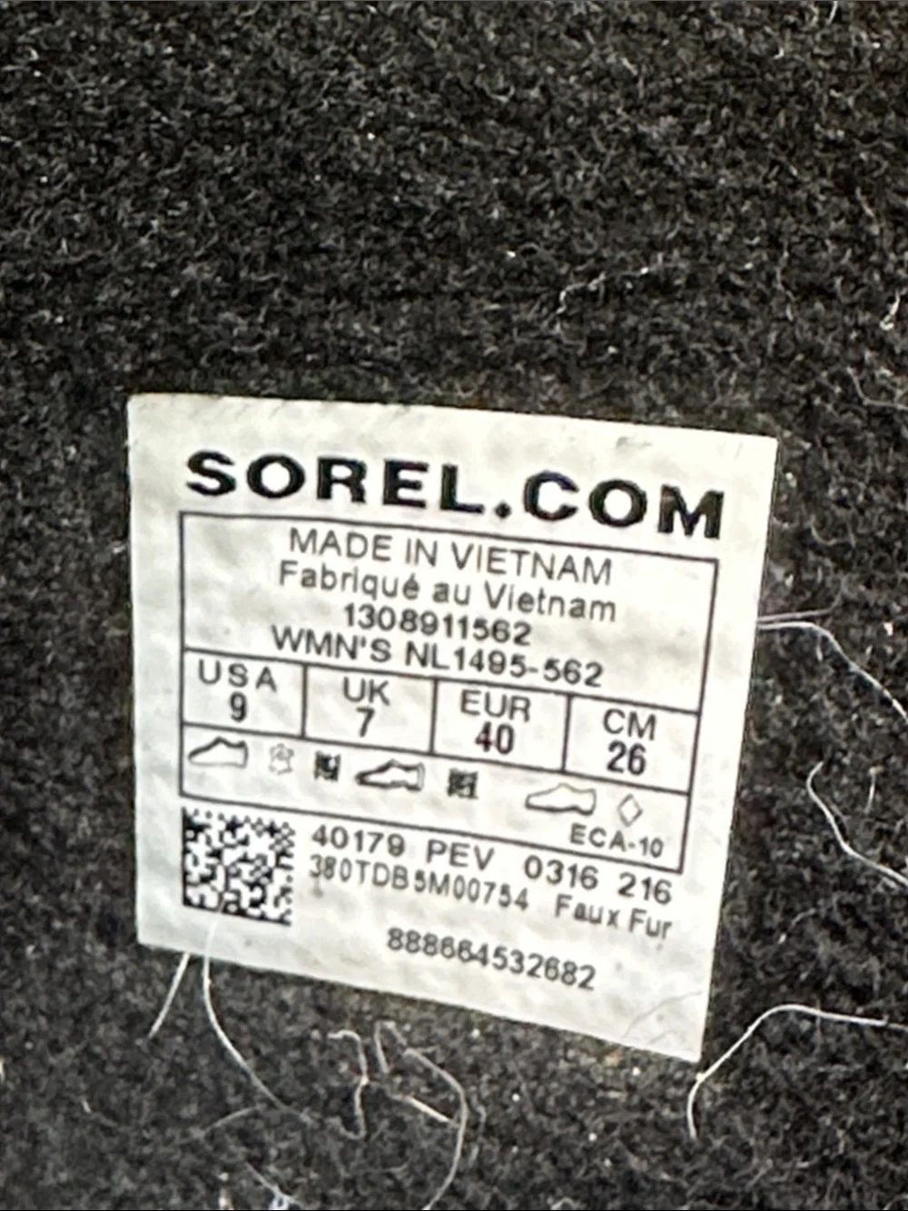 Sorel Women's Boots — Black Interior Label Detailing